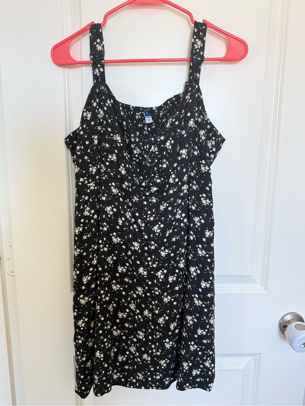 Old Navy Black Floral Sundress with White Daisy Print